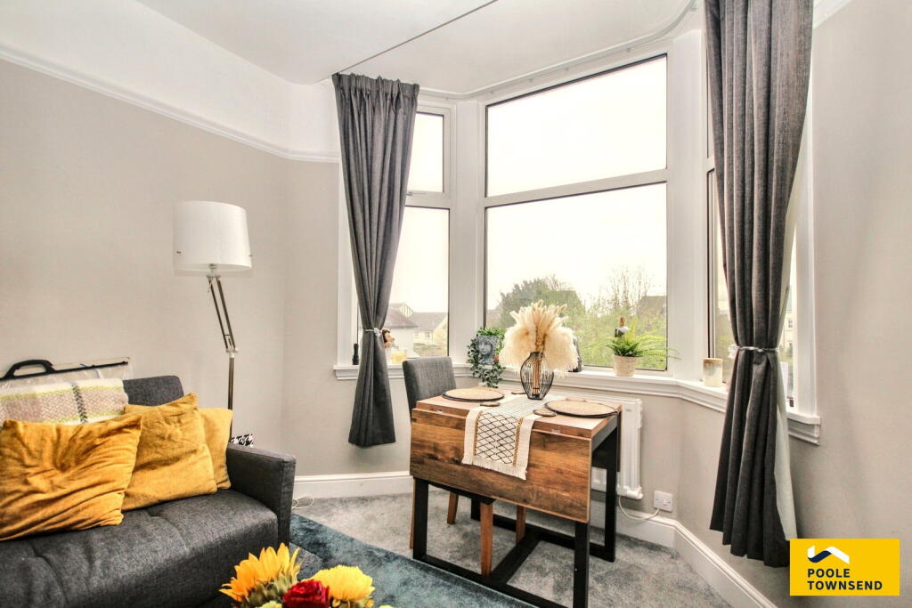 Flat 2, 7 Thornfield Road, Grange over Sands photo 4