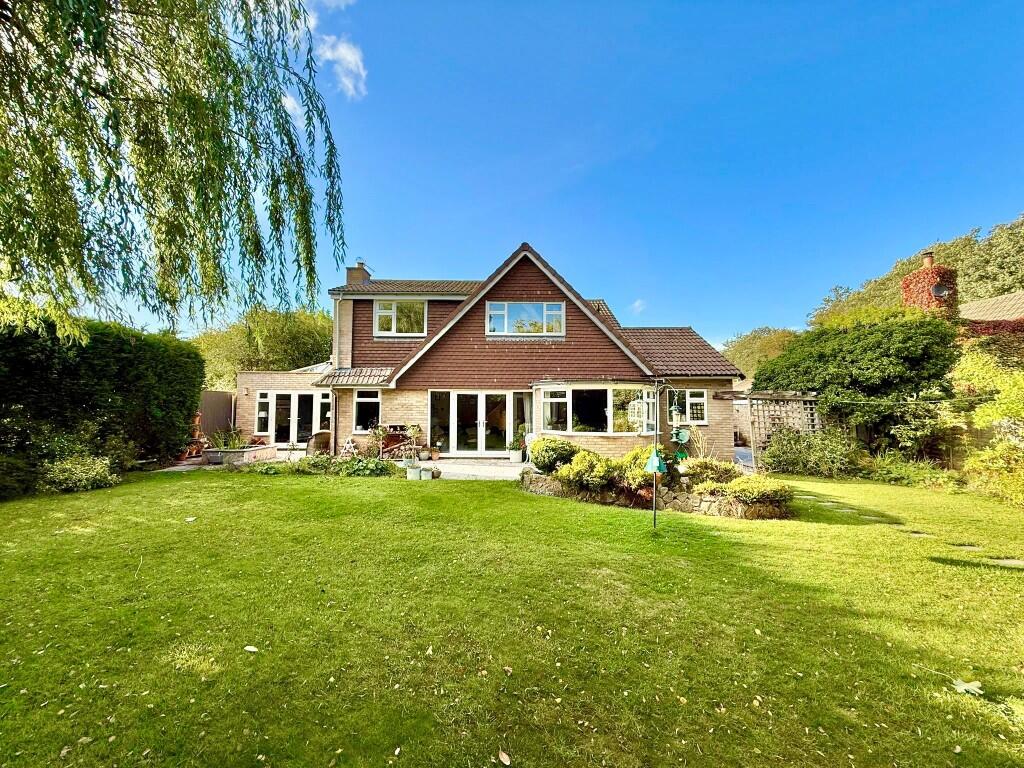 Farndale Drive, Guisborough, North Yorkshire, TS14 photo 4