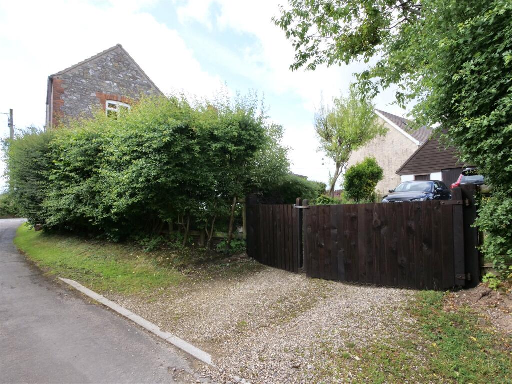 Additional image 21 of A Charming Country House With Gardens & Garage in Leigh upon Mendip