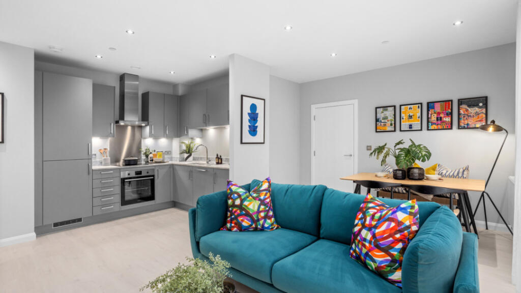 Main image of property: Fielders Crescent, IG11 0ZQ