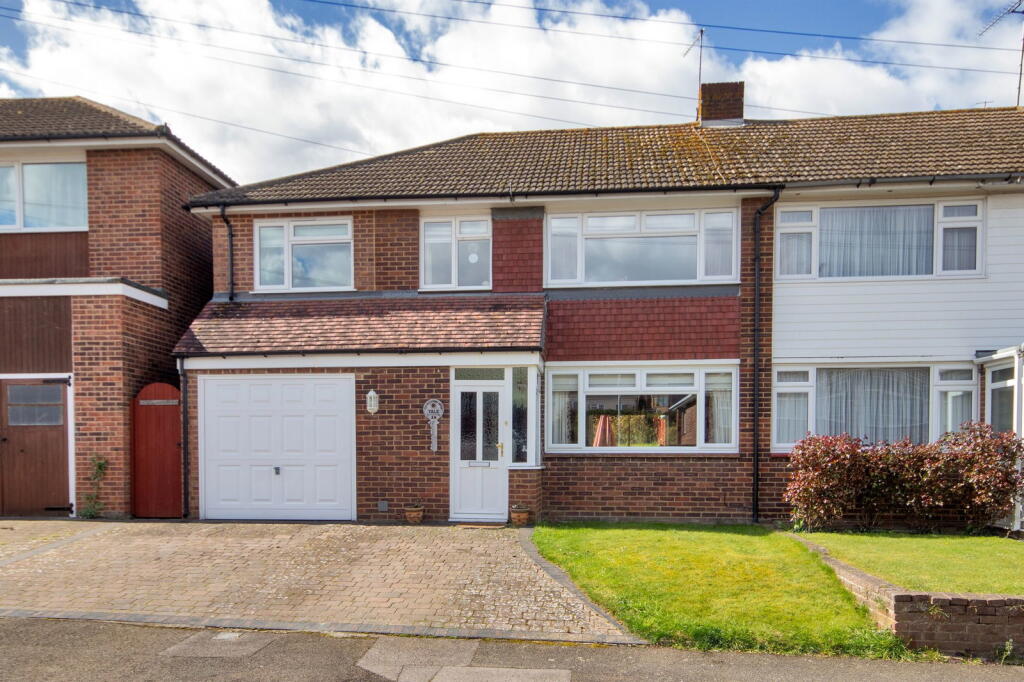 Main image of property: Brookside Road, Istead Rise, Gravesend, DA13 9JJ