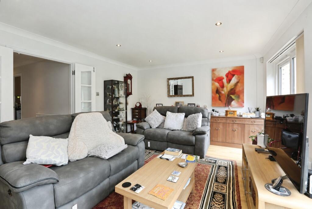 House in Redhill - View 5