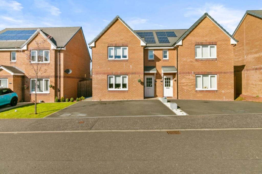 Main image of property: Barrel Path, Darnley, G53