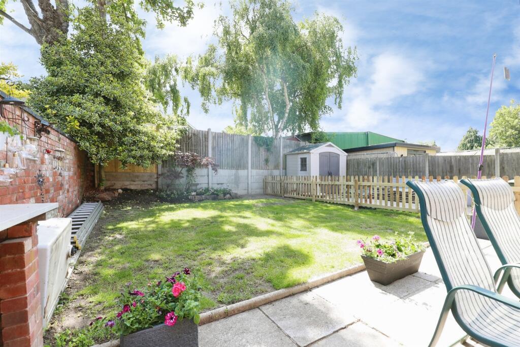 House in Stratford-on-Avon, Wellesbourne CP - View 4