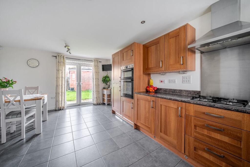 Downham Close, Great Denham photo 5