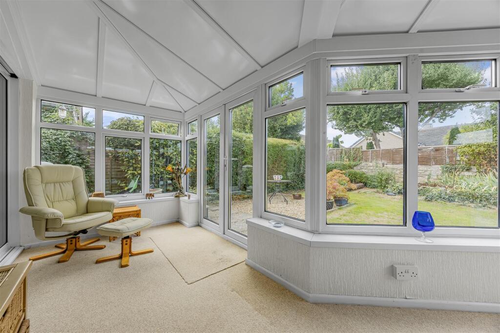 Evenlode Way, Keynsham photo 5