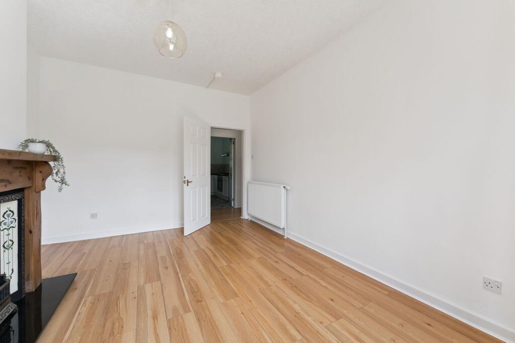 Apartment in Glasgow - View 4