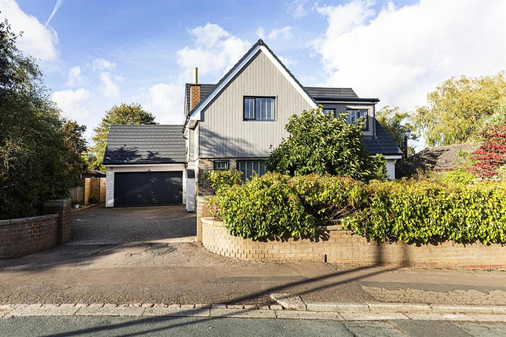 Main image of property: Cumberland Avenue, Huddersfield