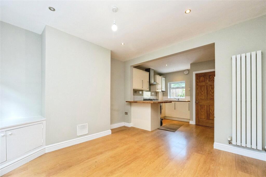 House in Warwick, Cliff Hill - View 2