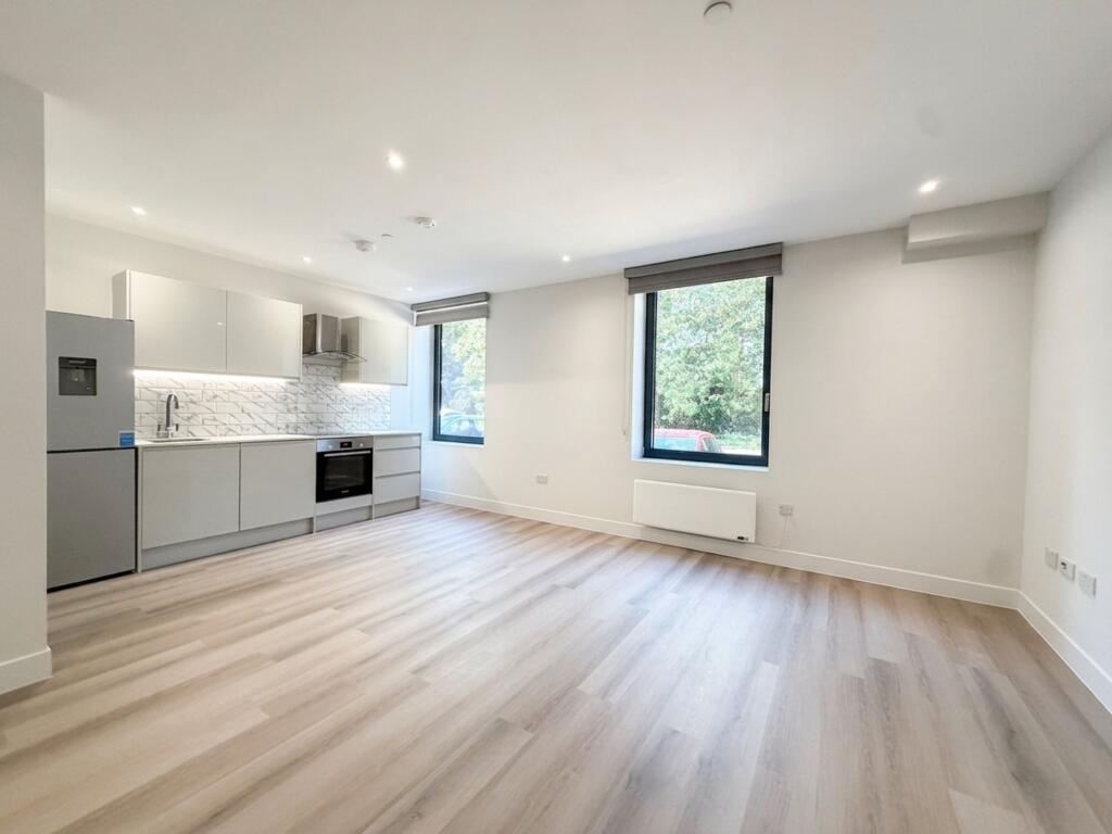 Main image of property: Streamside House, Cowley Business Park, UB8