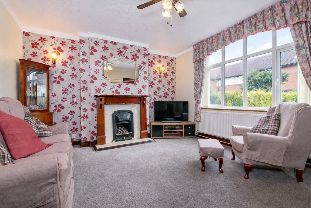 Park Drive, Baldock, SG7 photo 3