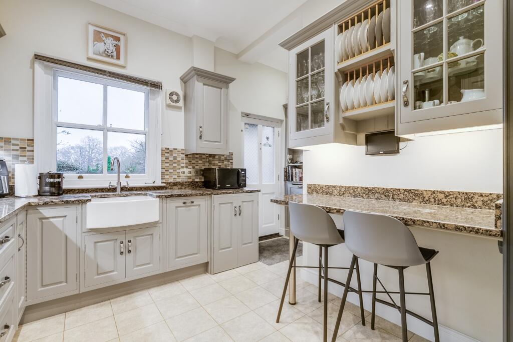 Additional image 7 of Sherrards Mansions, Welwyn Garden City, Hertfordshire, AL8 7AY