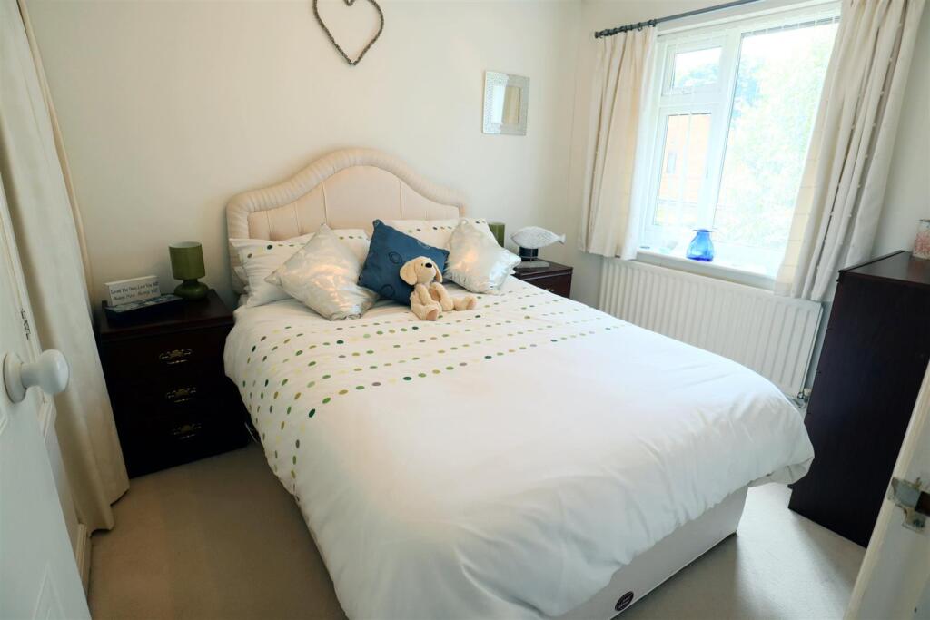 House in Leicester - View 5