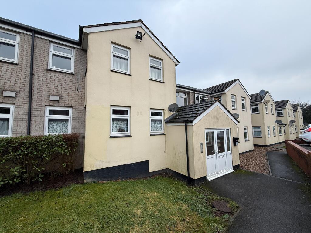 Main image of property: Small thorn Place, Woodville, DE11