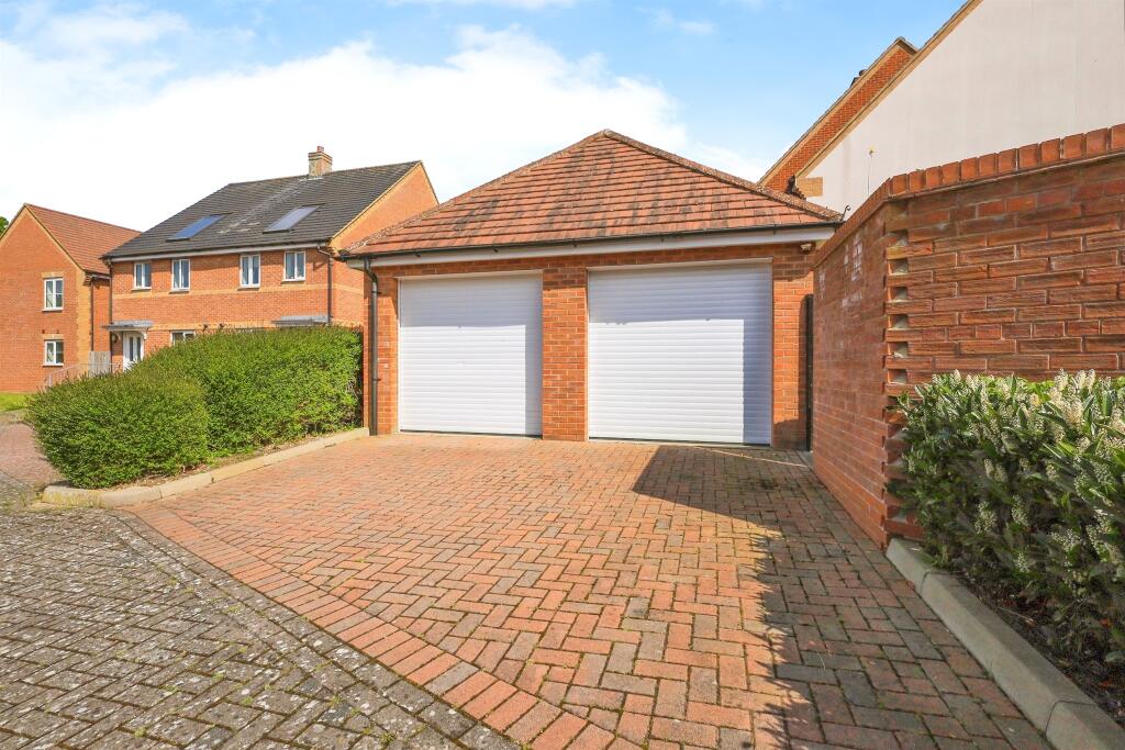 Solent Crescent, Hailsham photo 2