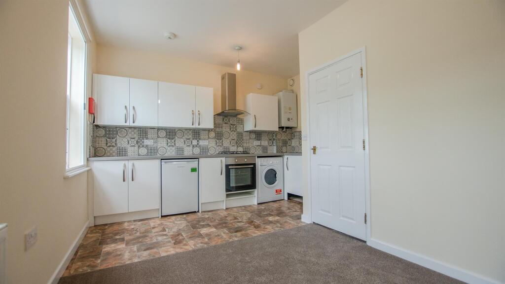 Main image of property: Gillygate, York, YO31 7EA