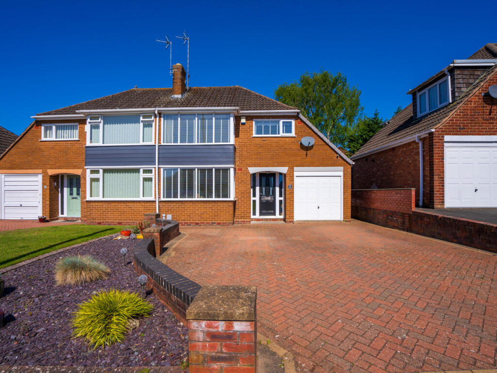 Main image of property: Menteith Close, Stourport-on-severn, DY13