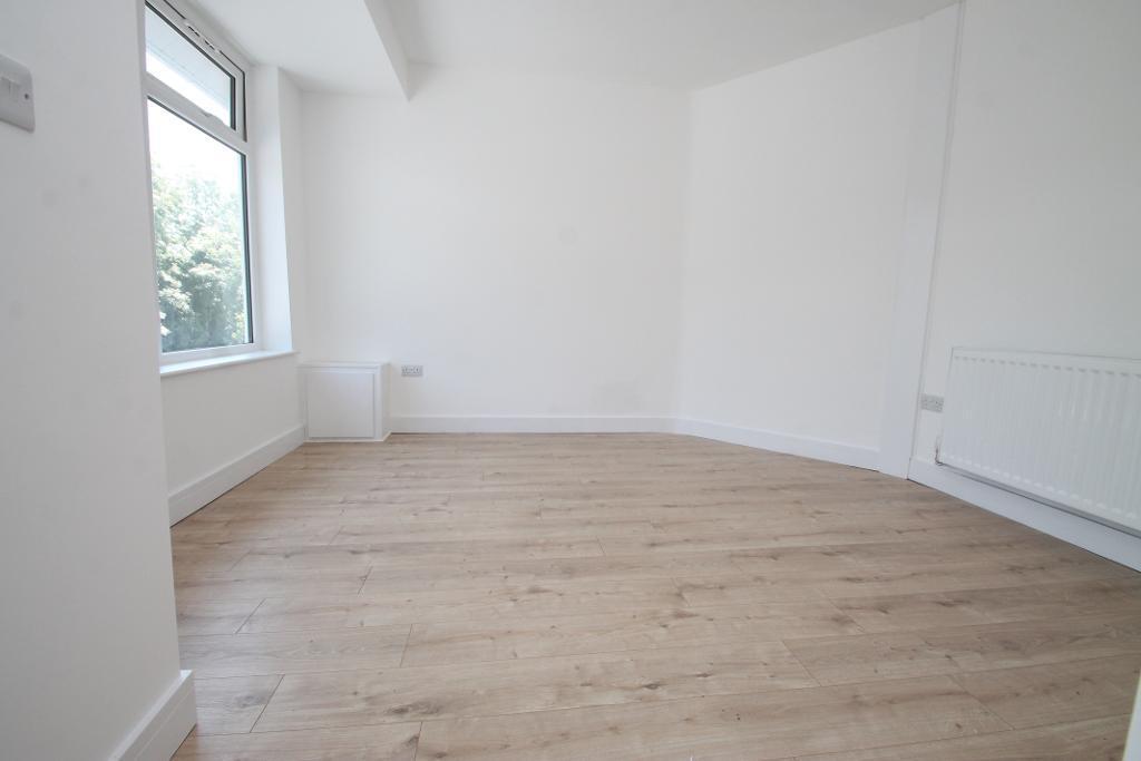 Queens Villas, Ebbw Vale, Beaufort, NP23 5NH photo 3