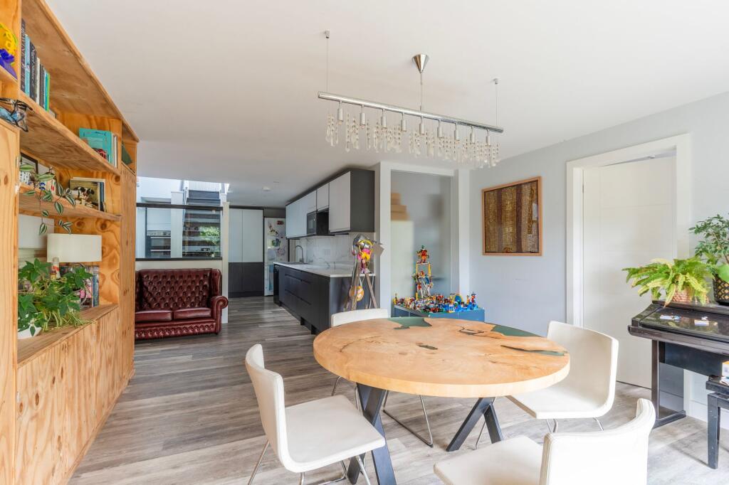 House in Norwich - View 5