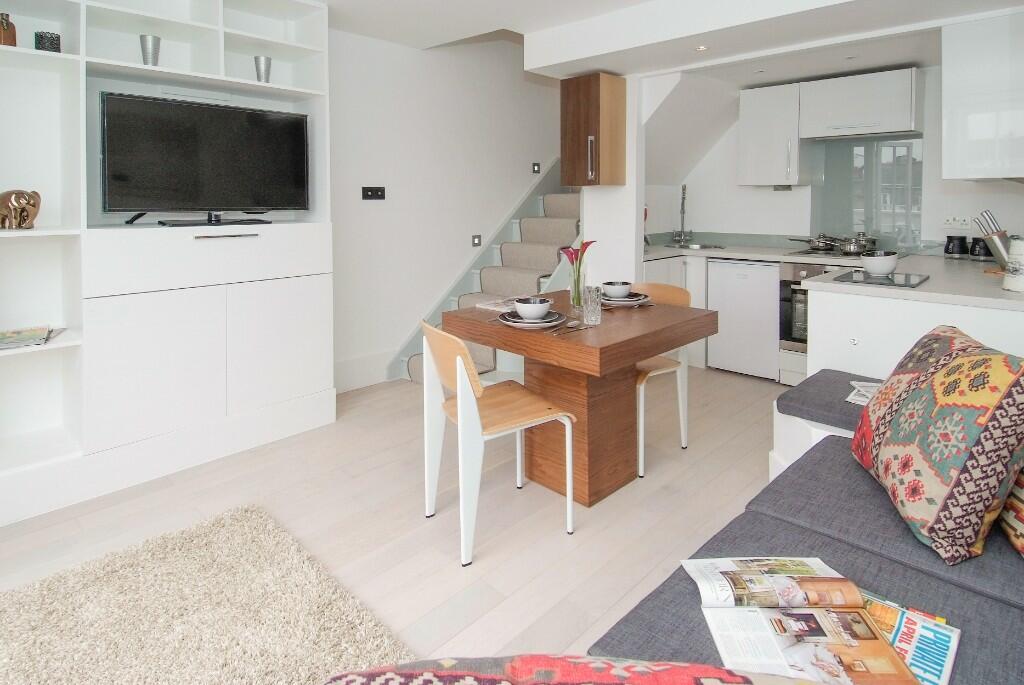 Apartment in London, Paddington - View 5