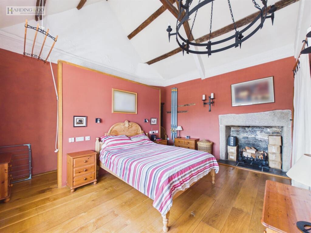 House in Exeter - View 5