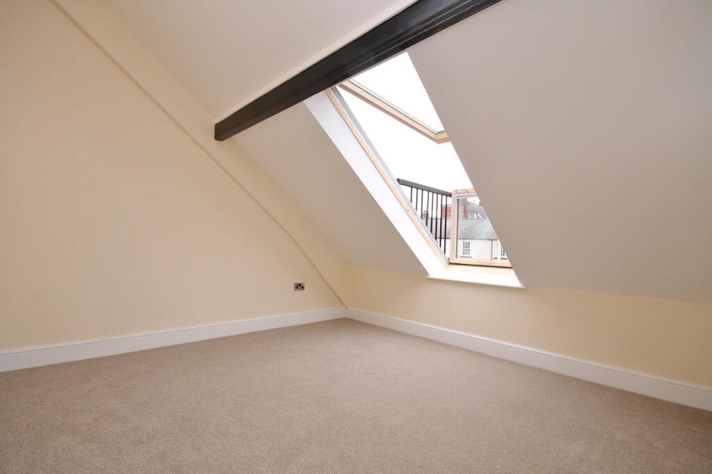 Apartment in Darlington - View 5