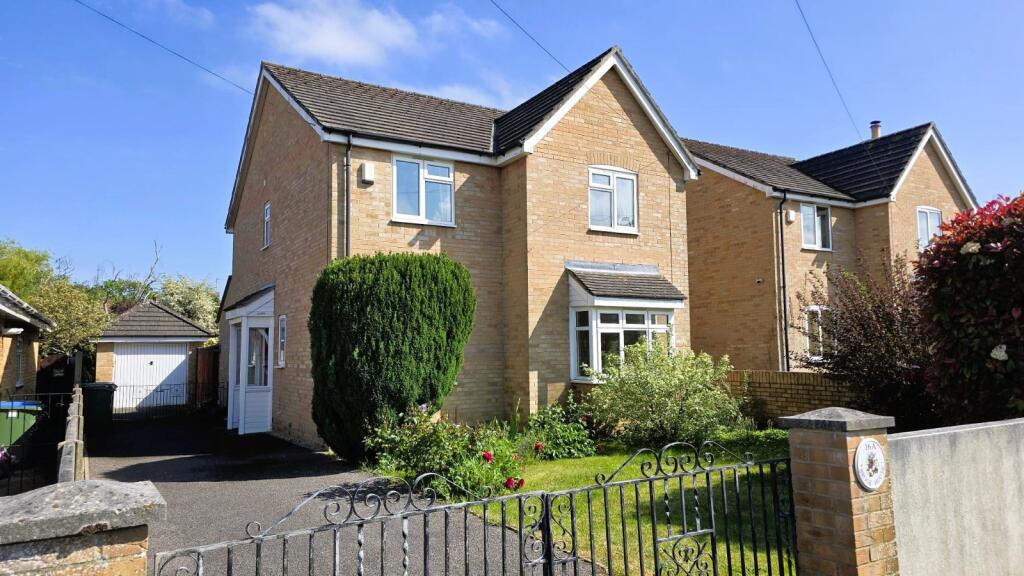 Main image of property: Heathfield Avenue, Fareham, Hampshire, PO15