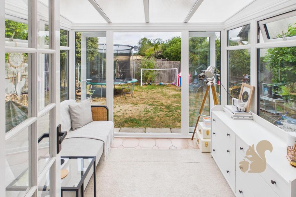 House in Uttlesford, Felsted - View 5