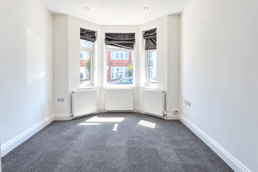 Apartment in Watford - View 4