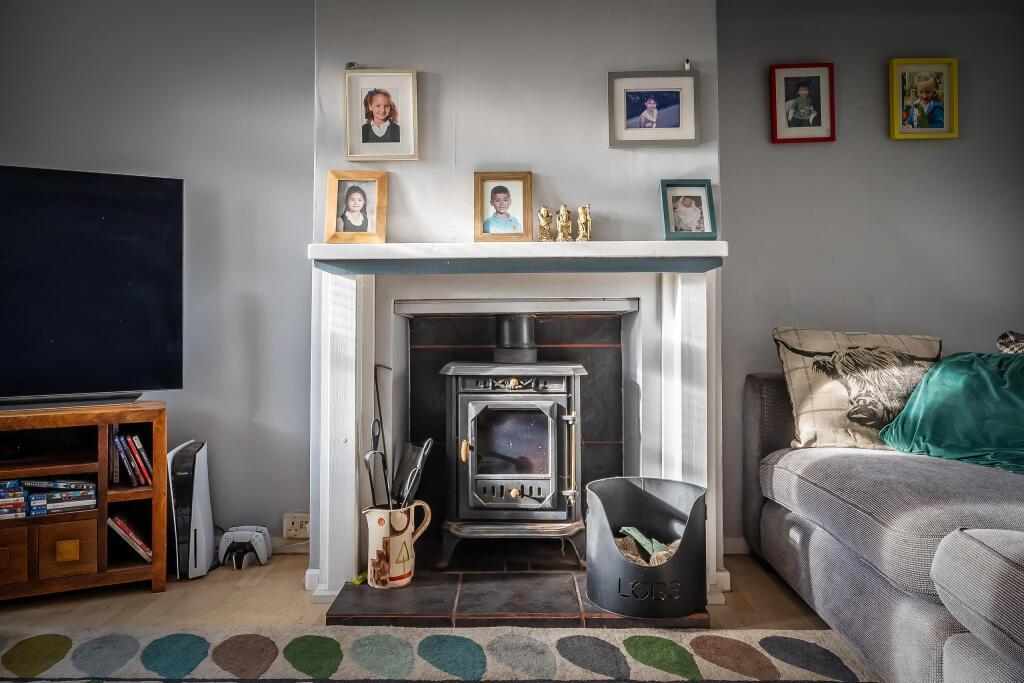 House in Redhill - View 3