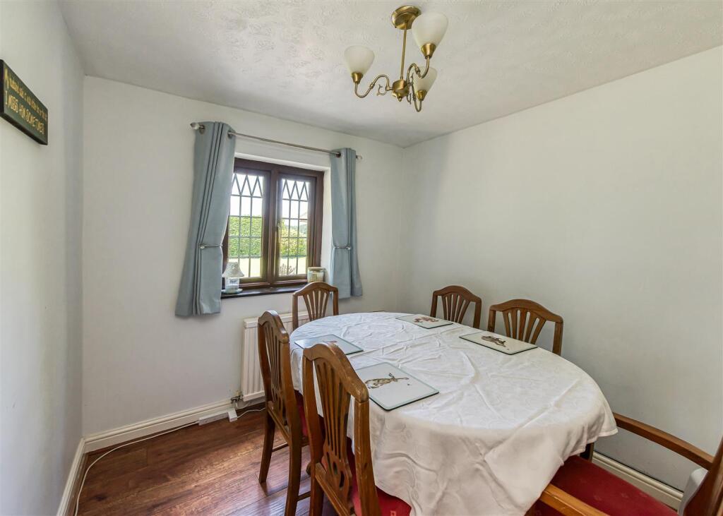 House in South Staffordshire, Lapley, Stretton and Wheaton Aston - More