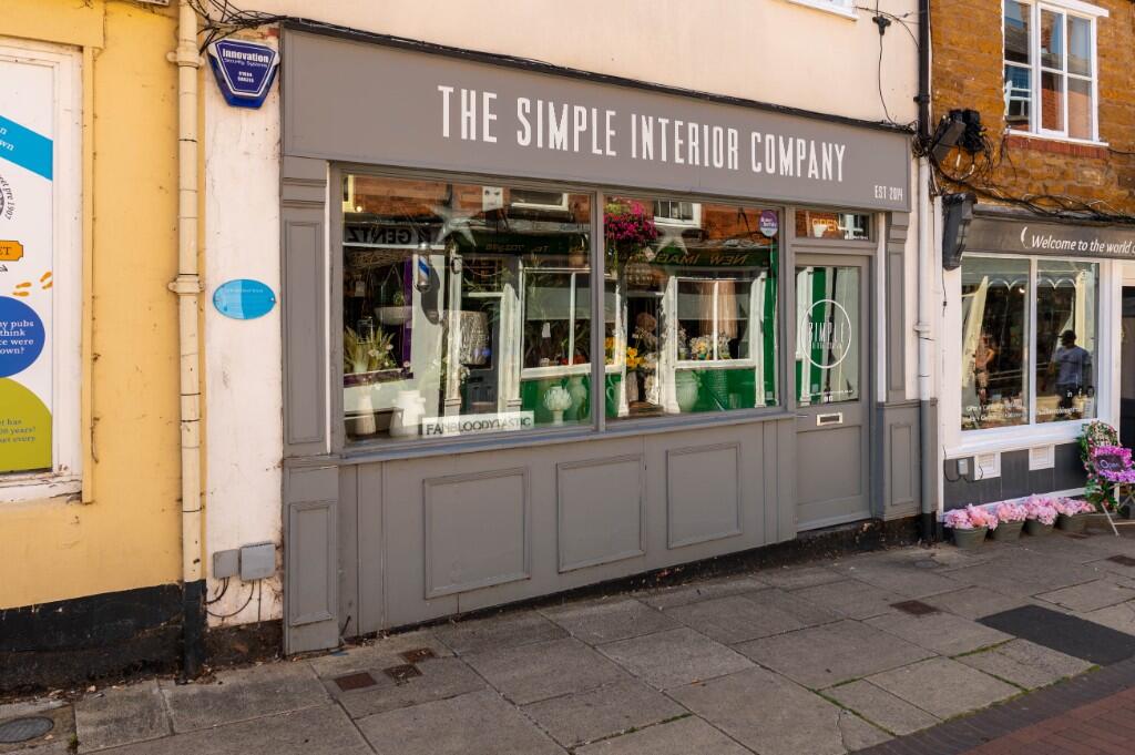 Main image of property: Sheaf Street, Daventry, Northamptonshire, NN11