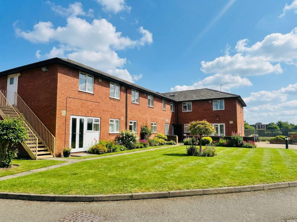 Additional image 2 of Panshanger Drive, Welwyn Garden City