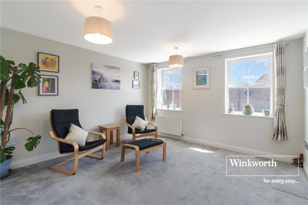 Apartment in Christchurch, Pokesdown, Bournemouth - View 5