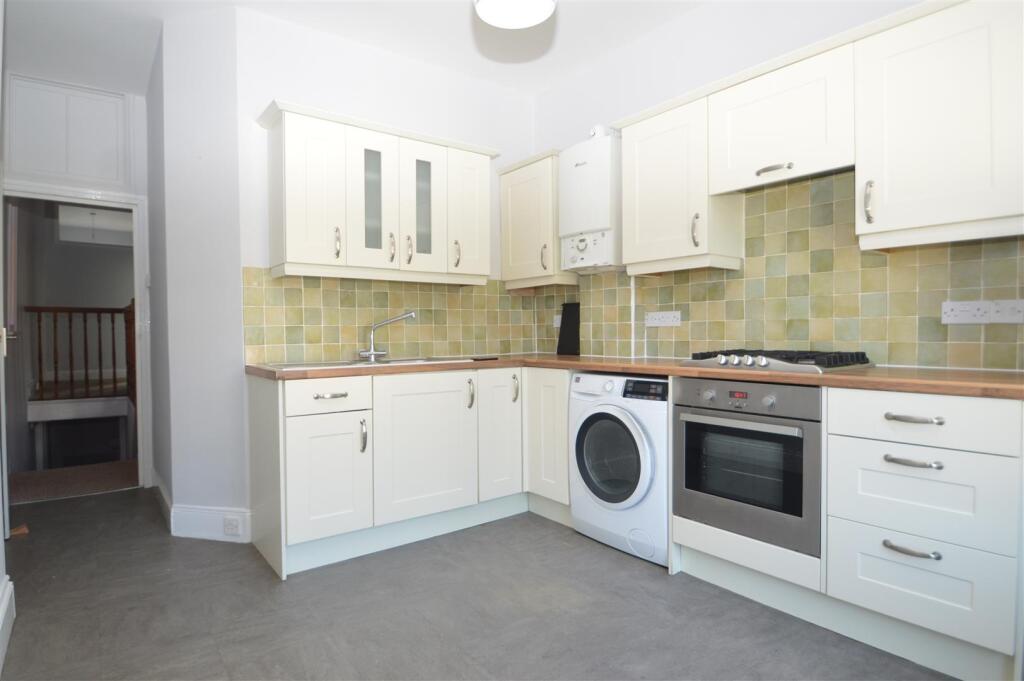 Apartment in Bristol - View 4