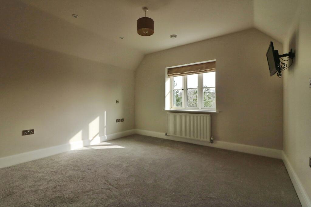 Additional image 10 of Church Street, Welwyn, AL6