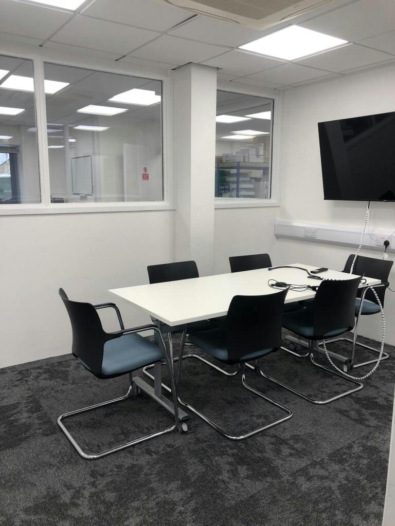 Suite 2 2.jpg