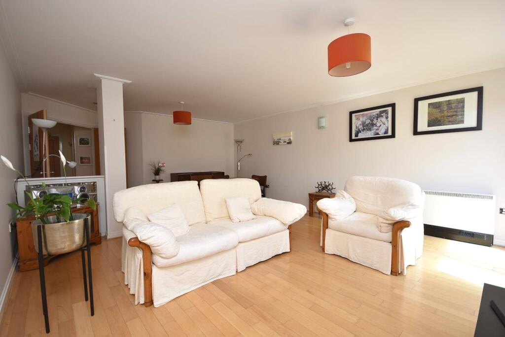 99 Capri House, Lynton Court, Chandlery Way, Cardiff, CF10 5NG - View 5