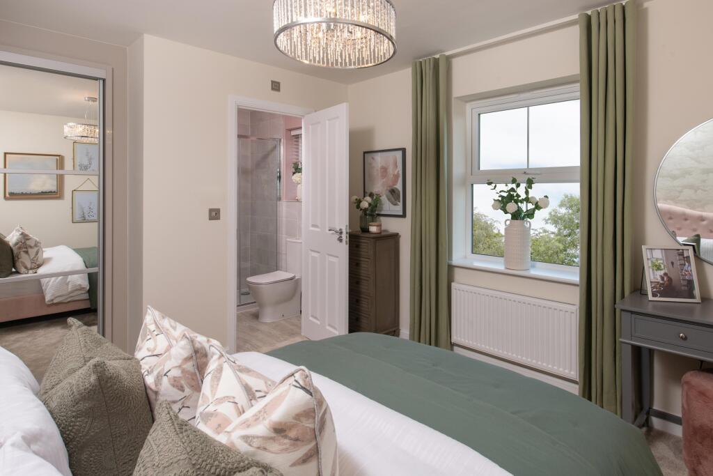 House in Leeds, Upper Green, Morley - More