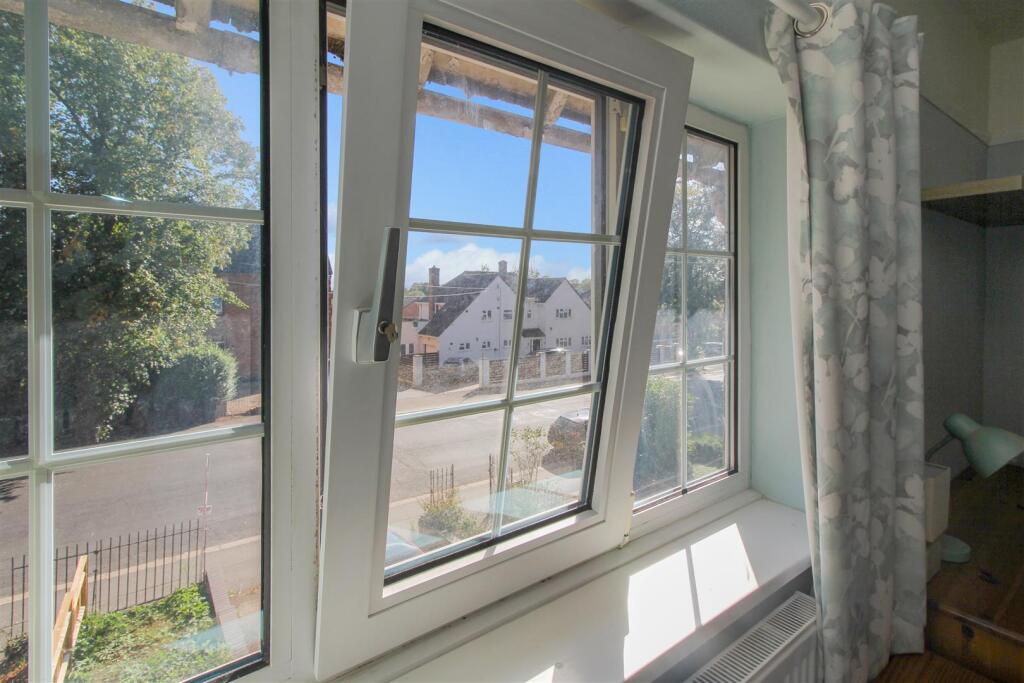 House in Northampton - View 4