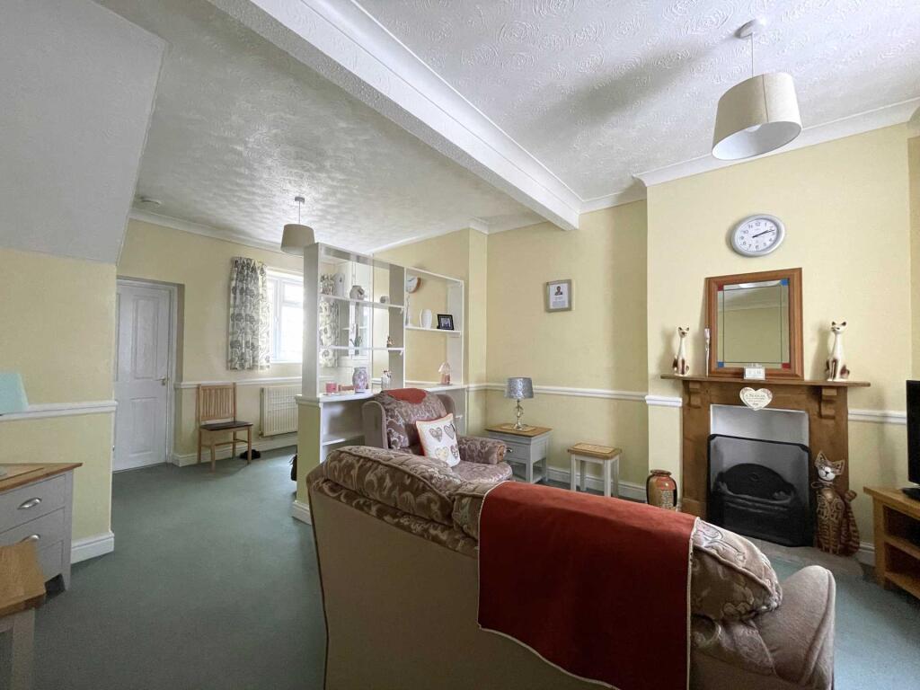 Hyfield Place, Bideford photo 3