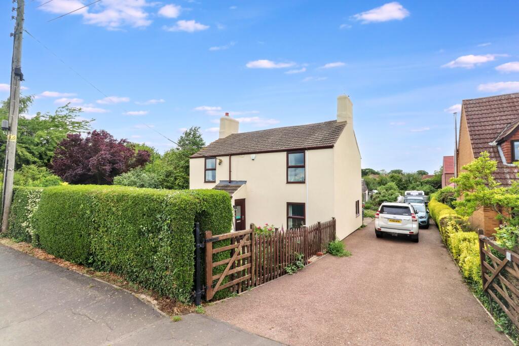 Main image of property: Barrier Bank, Cowbit, PE12