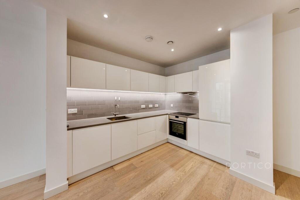 Apartment in London, Royal Wharf, Silvertown - View 3