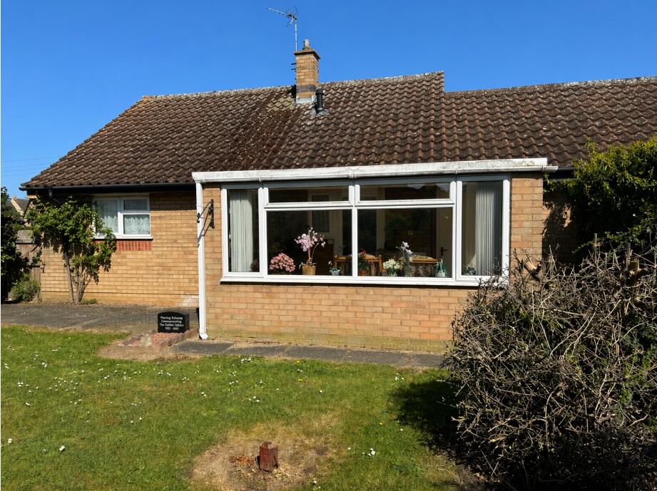 Main image of property: 32 Welmore Road, Glinton, Peterborough, Cambridgeshire PE6 7LU