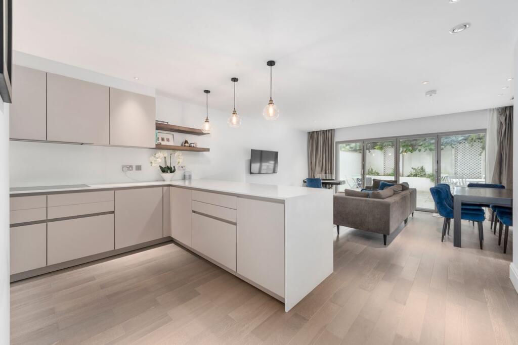 Horticultural Place, Turnham Green, Chiswick, W4