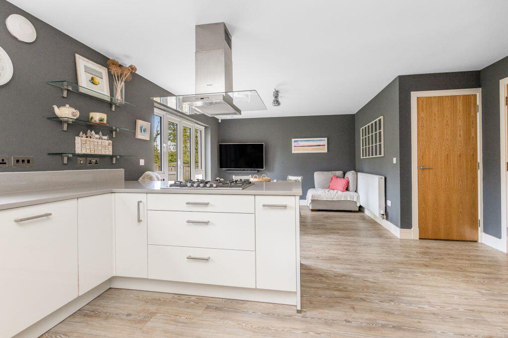 House in Bonnyrigg, Midlothian - More