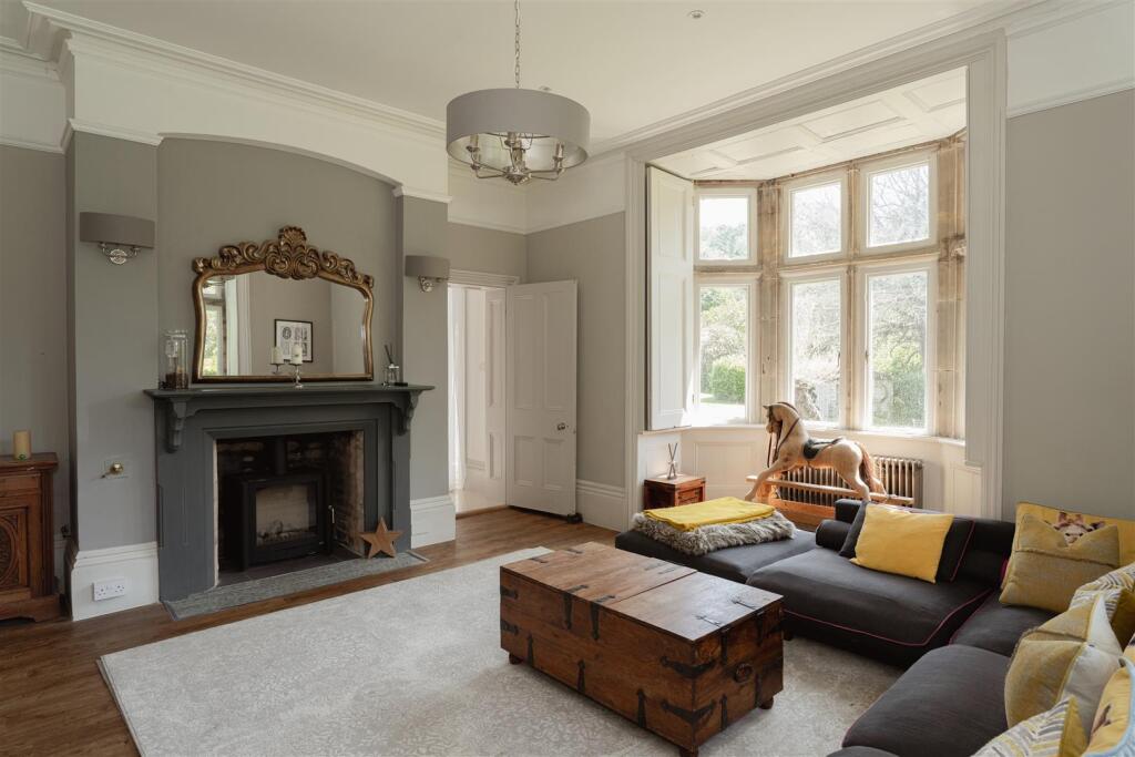 House in Mid Sussex, Colwood Manor, Bolney - View 4