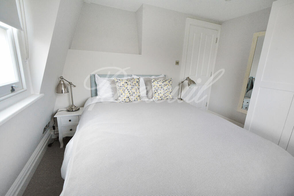 3 bedroom maisonette for rent