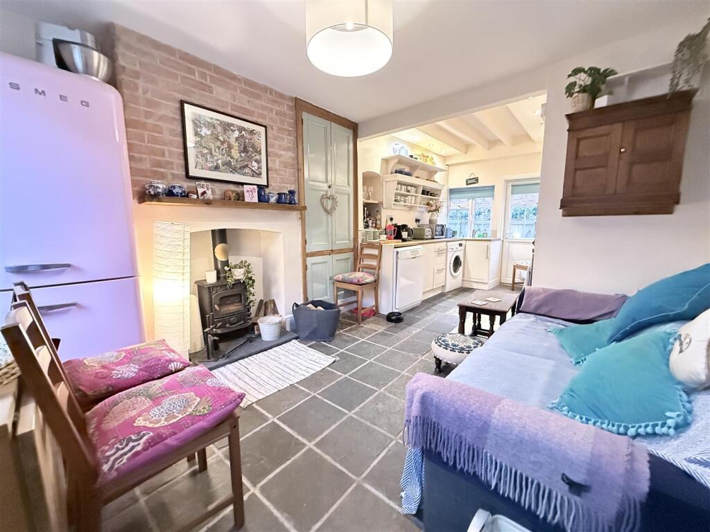 House in Nottingham - View 2