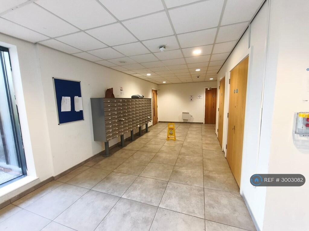 Apartment in Manchester - View 2